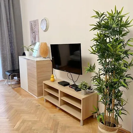 Modern Krakovska Praga